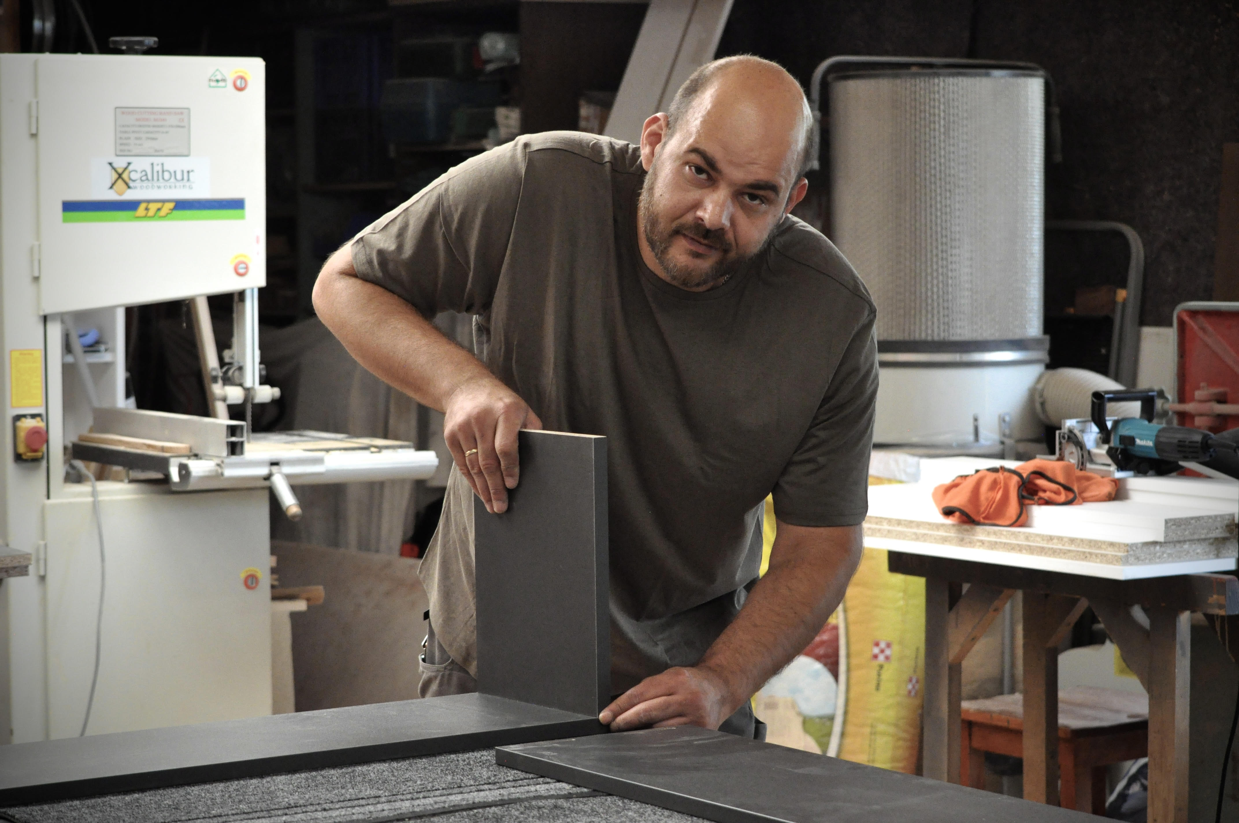 Kapcsolat - Bt. Bútorvonal